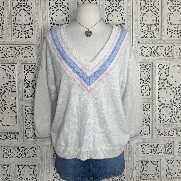 Vintage Pastel Pink & Purple V Neck Cable Knit Chunky Retro Sweater Sz Medium - Picture 1 of 7
